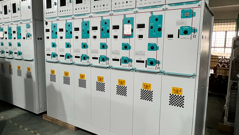 Produsent av høyspent 33kV gassisolert bryterutstyr (GIS) for OEM.